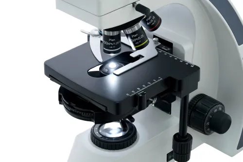 fotografía Microscopio trinocular digital Levenhuk MED D45T,  15