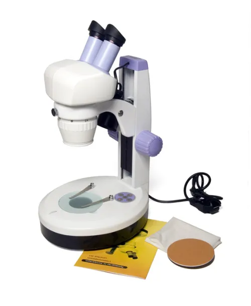 foto Microscopio Levenhuk 5ST,  2