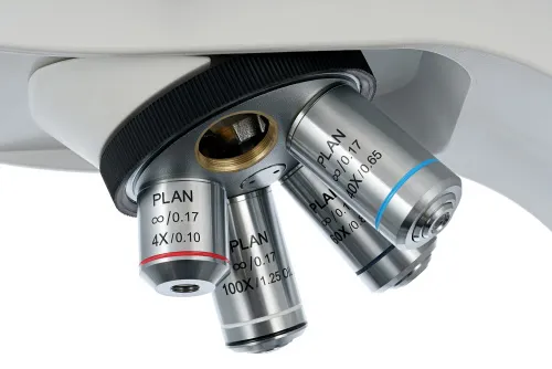 imagen Microscopio trinocular digital Levenhuk MED D40T,  10